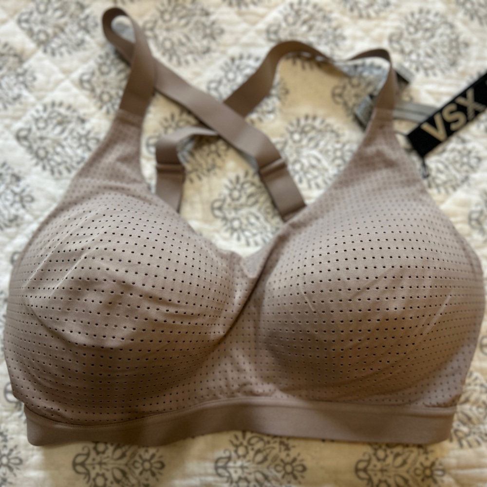 VSX Women's Beige Mesh Sports Bra